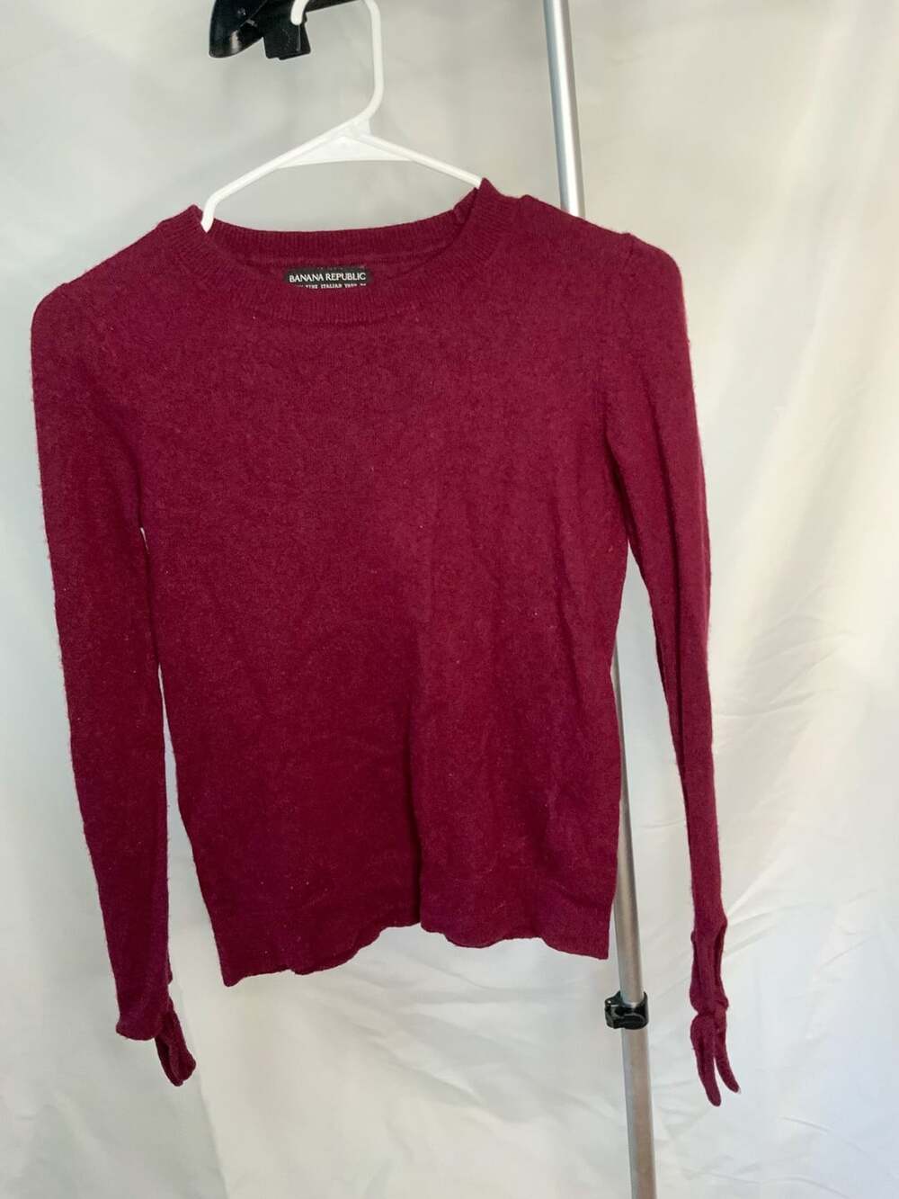 Banana Republic Sweater Womenβs Size S Burgundy Italian Yarn Crew